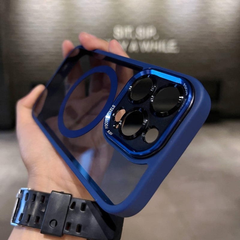 Aura Magnetic Case - Image 11